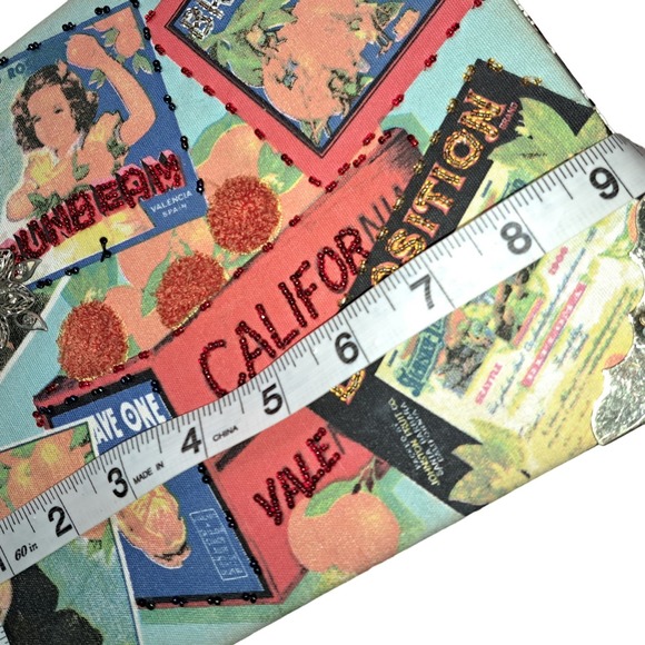 DARLING 9-inch Vintage HOLLYWOOD 9 by 8 inch LARGE Box Purse - Picture 3 of 14